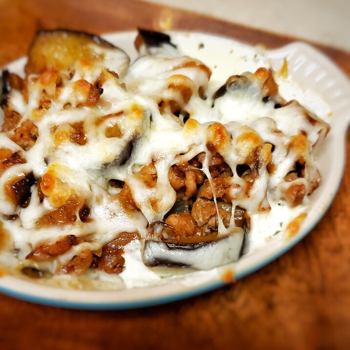 カレー味噌 ナスと豚ひき肉のチーズ乗せ レシピ 作り方 By Azp 楽天レシピ